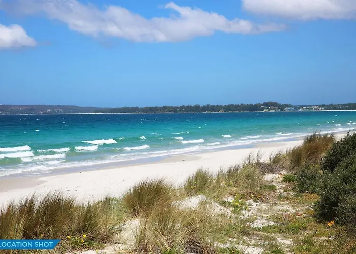 Peppertree Jervis Bay Pet Friendly Beachfront With Sea Views