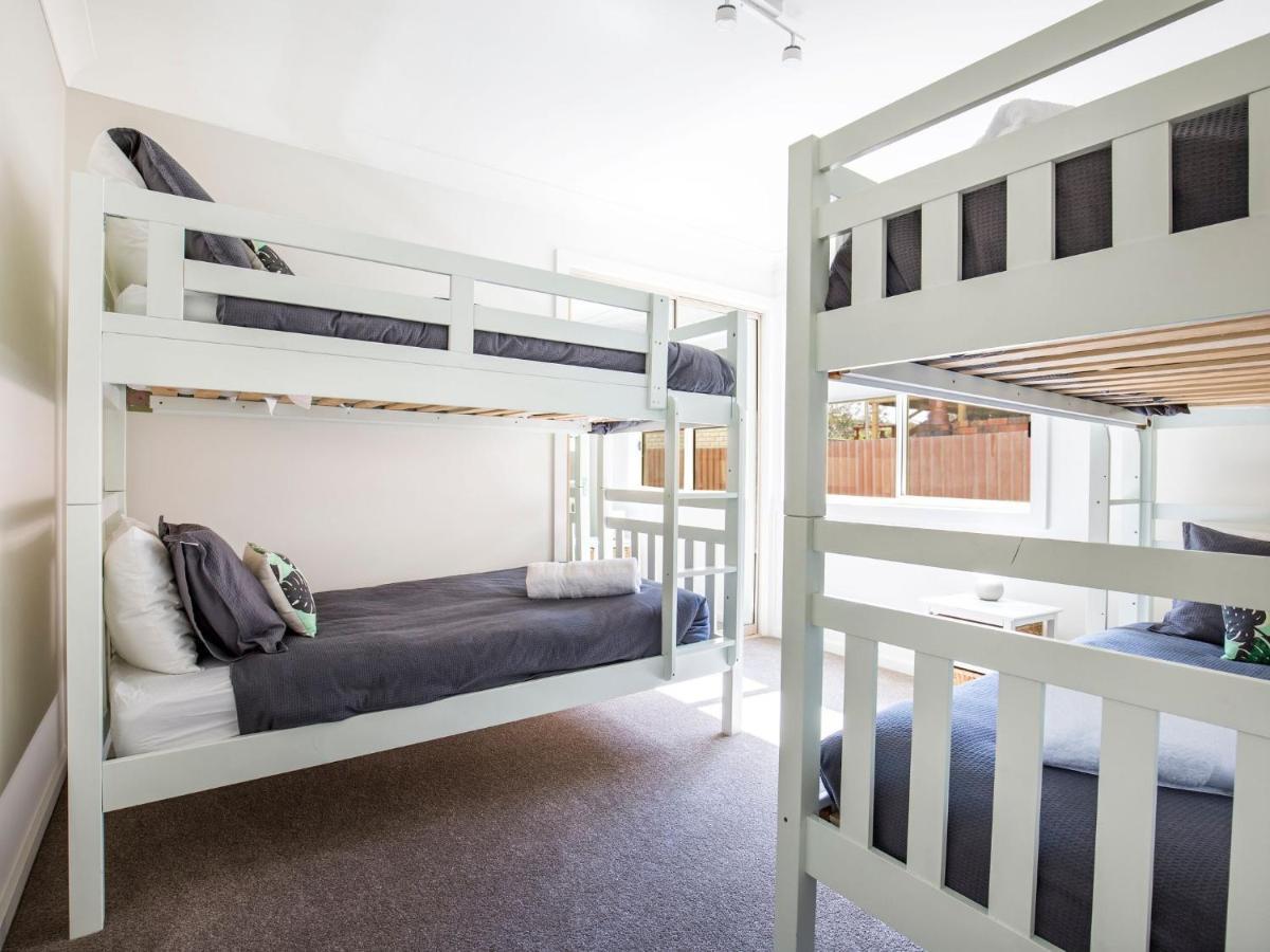 Holiday home Peppertree Jervis Bay Pet Friendly Beachfront With Sea Views