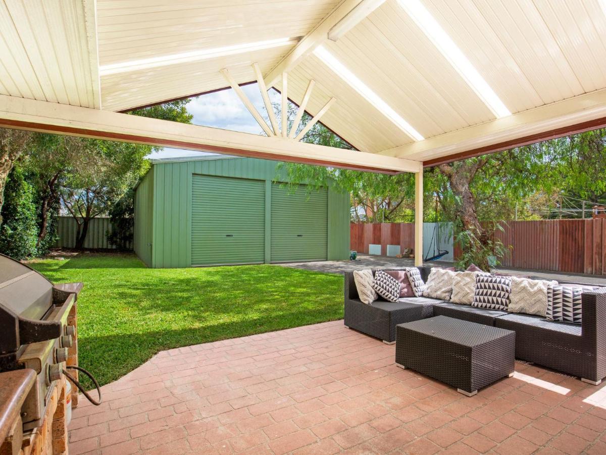 Holiday home Peppertree Jervis Bay Pet Friendly Beachfront With Sea Views